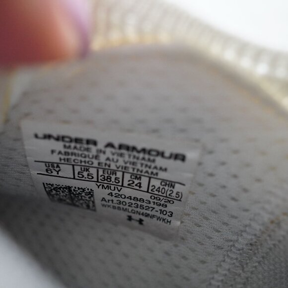 Under Armour Curry Flow 8 Basketball Sneakers Size 6Y White Black - Picture 9 of 10